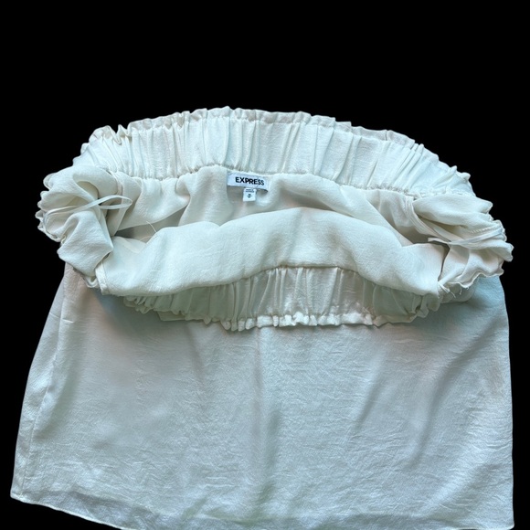 Express White Off-Shoulder Ruffle Blouse - Picture 3 of 9